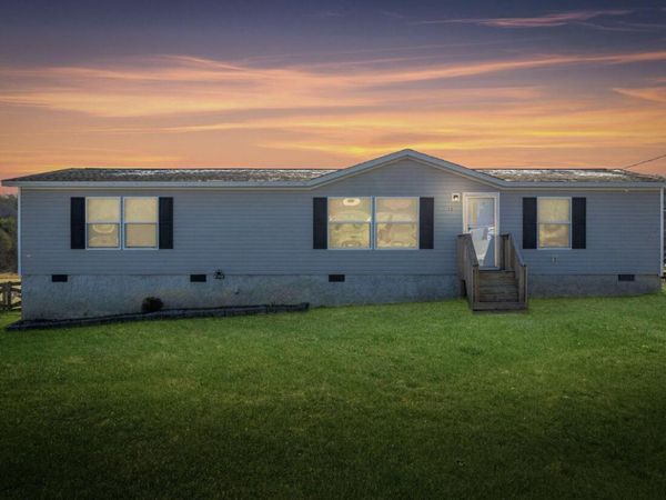 152 Meadow View, Pikeville, TN 37367