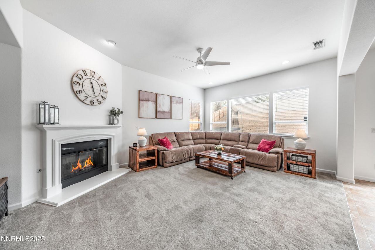 10700 Summer Glen Drive, Reno, NV 89521 Photo