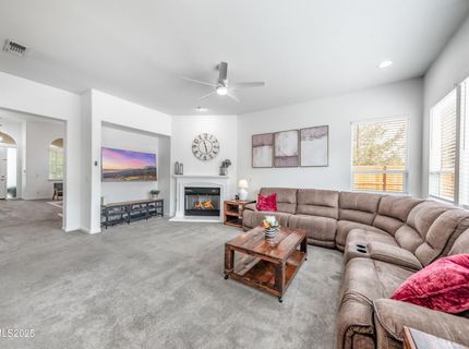 10700 Summer Glen Drive, Reno, NV 89521 Photo