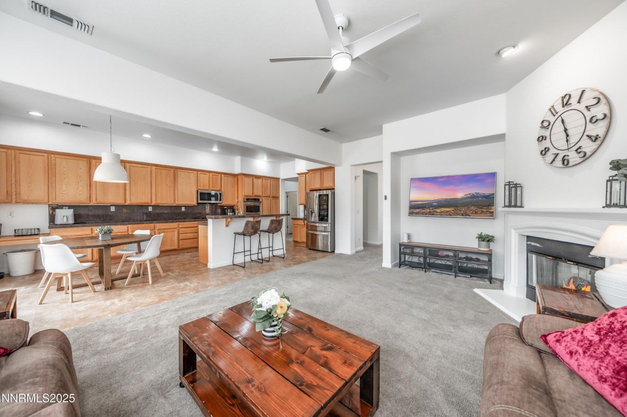 10700 Summer Glen Drive, Reno, NV 89521 Photo