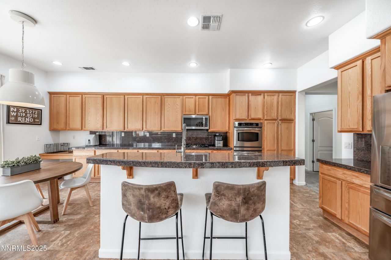 10700 Summer Glen Drive, Reno, NV 89521 Photo