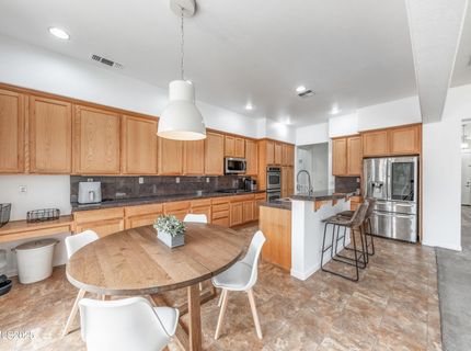 10700 Summer Glen Drive, Reno, NV 89521 Photo