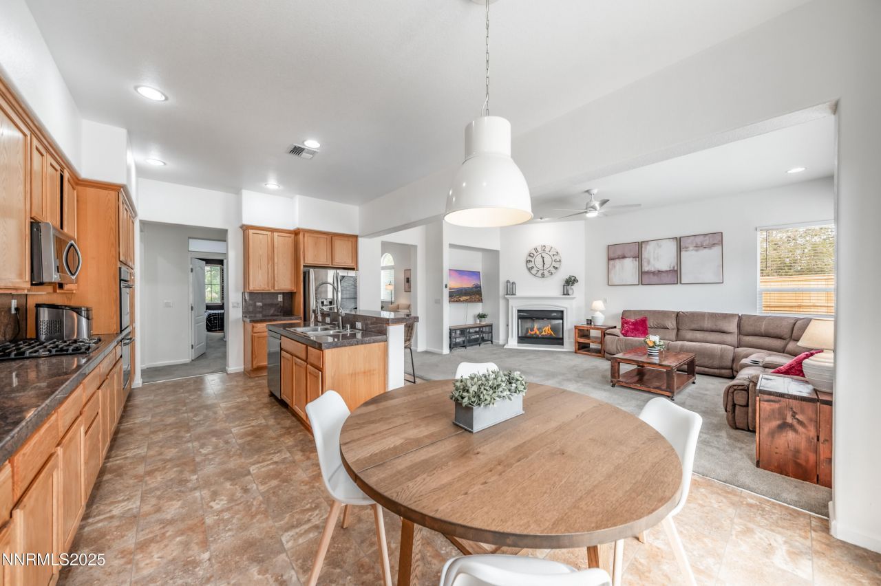 10700 Summer Glen Drive, Reno, NV 89521 Photo