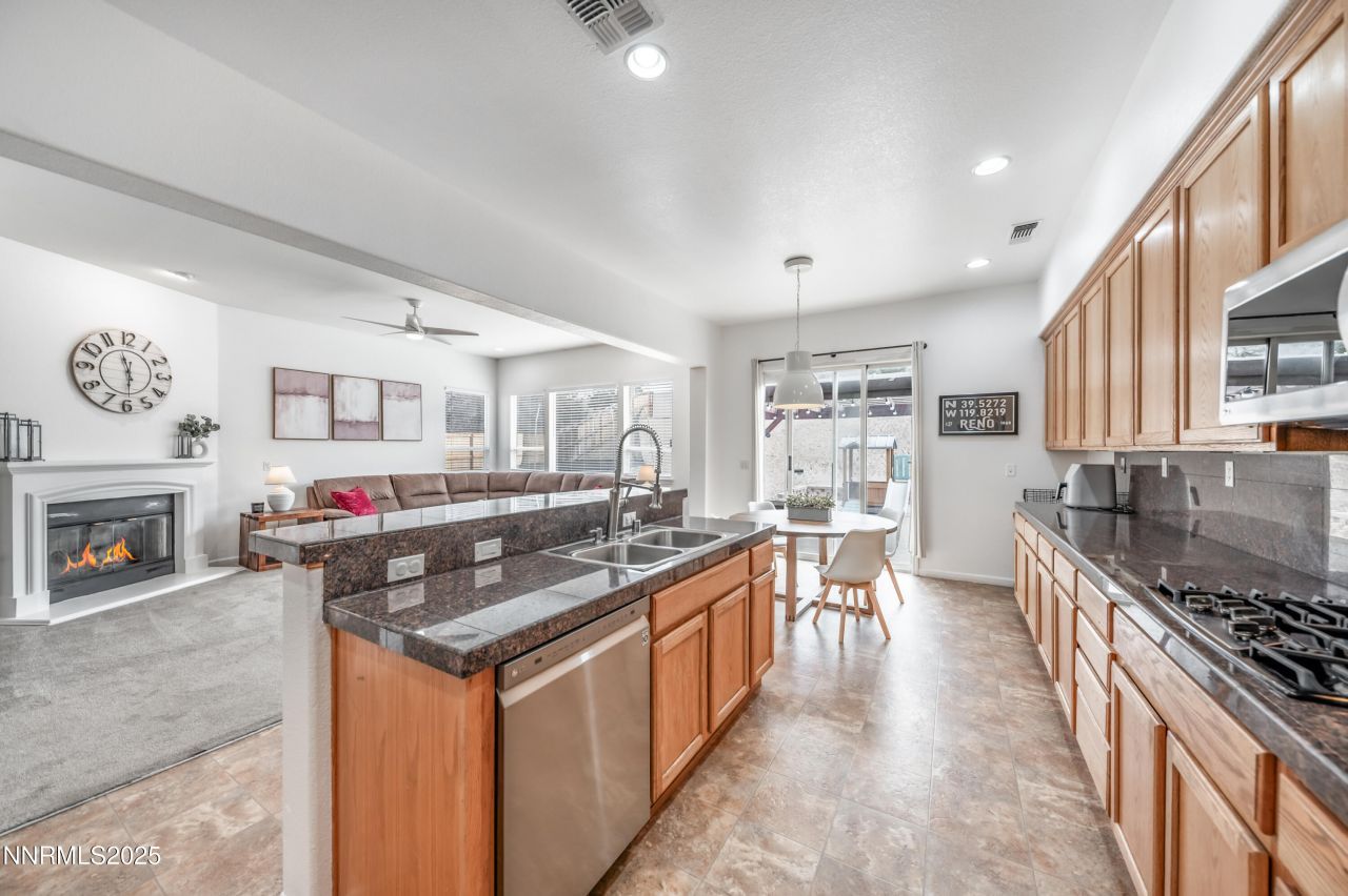 10700 Summer Glen Drive, Reno, NV 89521 Photo