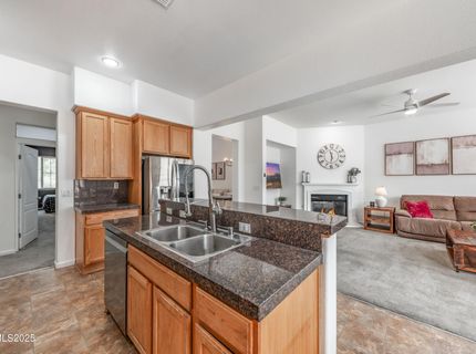 10700 Summer Glen Drive, Reno, NV 89521 Photo