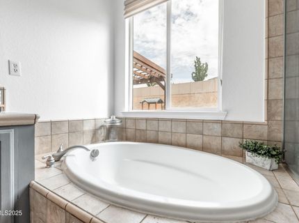 10700 Summer Glen Drive, Reno, NV 89521 Photo