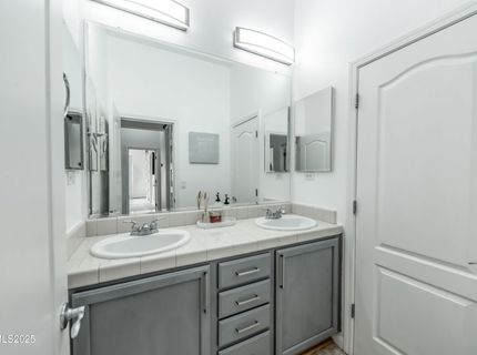 10700 Summer Glen Drive, Reno, NV 89521 Photo