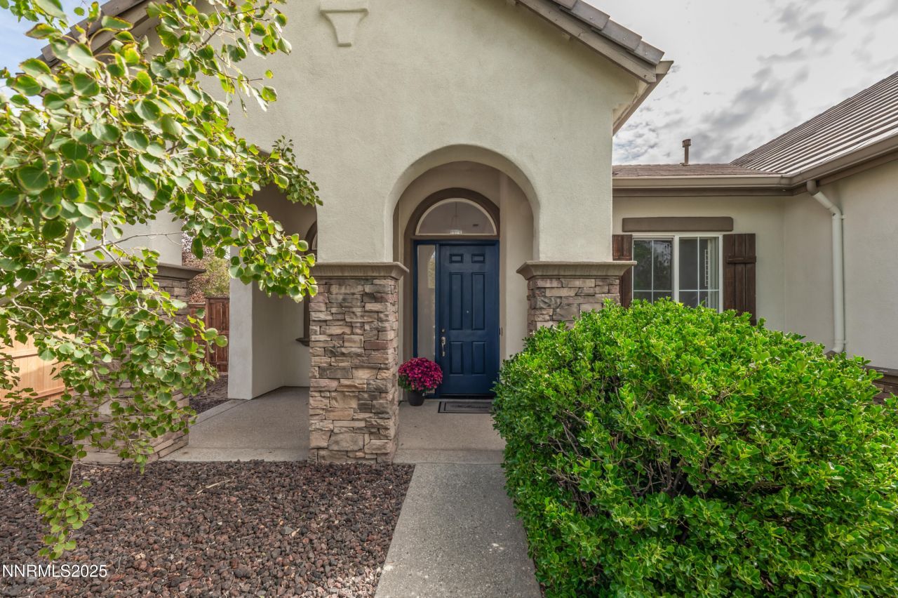 10700 Summer Glen Drive, Reno, NV 89521 Photo