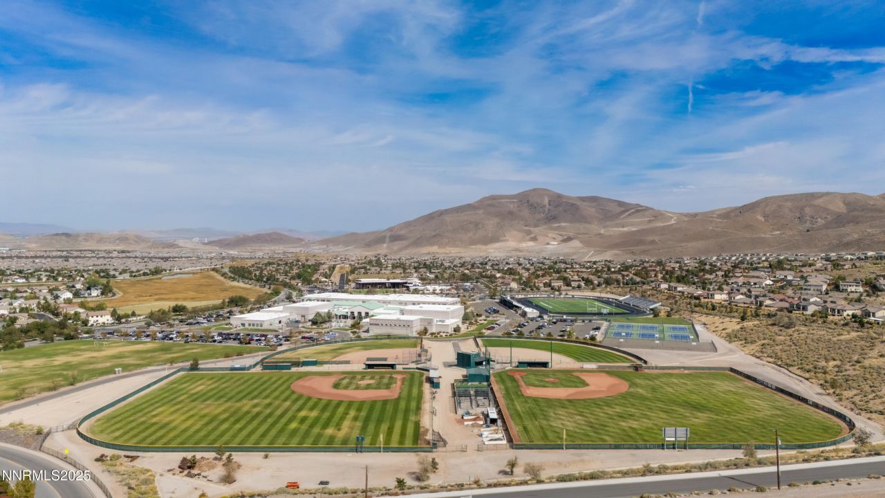 10700 Summer Glen Drive, Reno, NV 89521 Photo