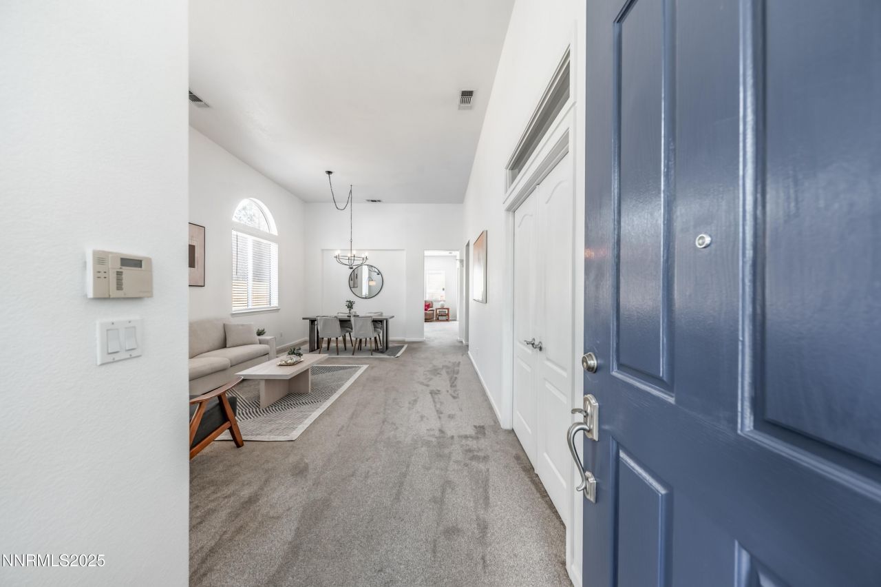 10700 Summer Glen Drive, Reno, NV 89521 Photo