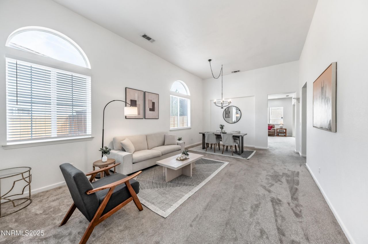 10700 Summer Glen Drive, Reno, NV 89521 Photo