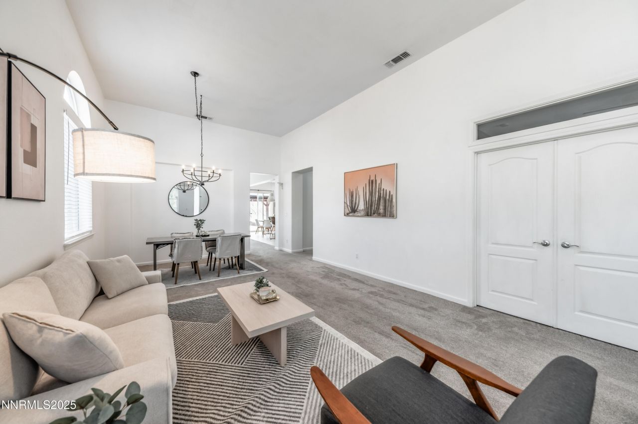 10700 Summer Glen Drive, Reno, NV 89521 Photo