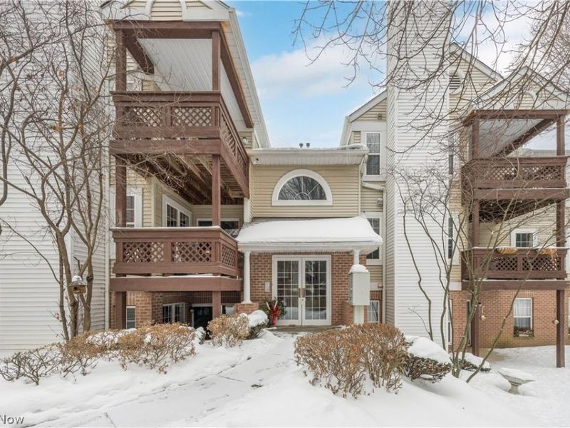 23061 Brick Mill Run, Unit C3, Westlake, OH 44145 Photo 1