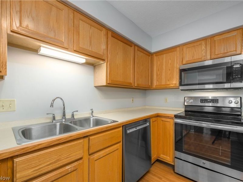 23061 Brick Mill Run, Unit C3, Westlake, OH 44145 Photo 11