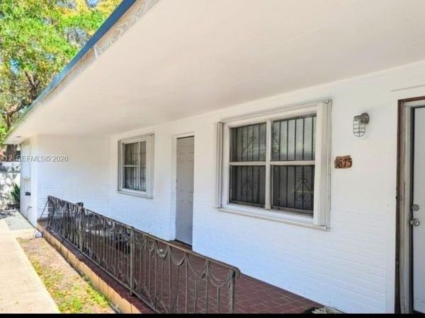 1875 NW 43rd St, Miami, FL 33142