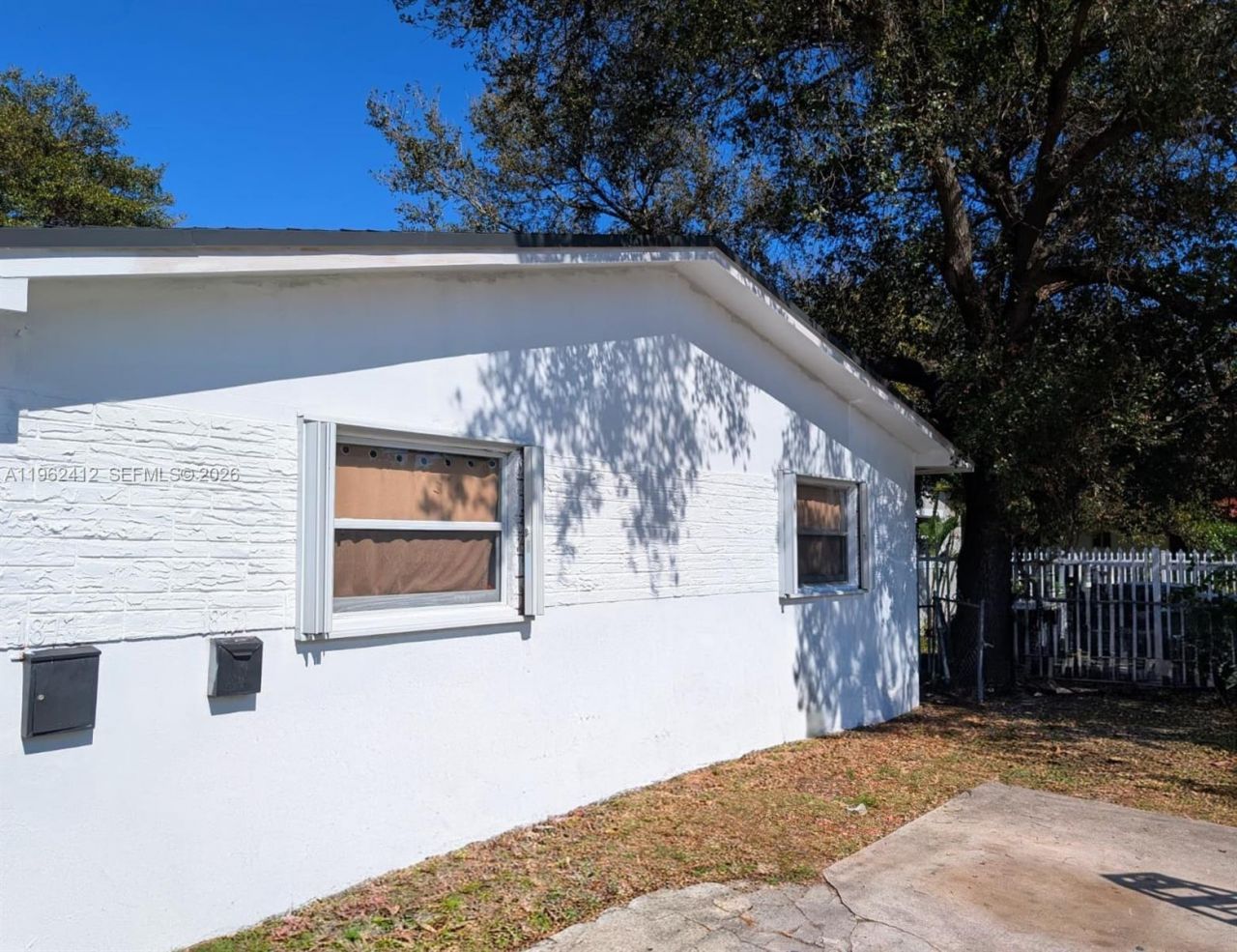 1875 NW 43rd St, Miami, FL 33142 Photo