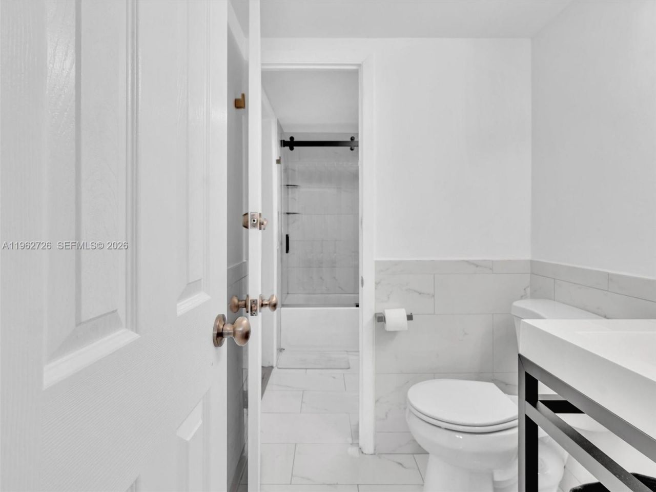 1345 West Ave, Unit 201, Miami Beach, FL 33139 Photo