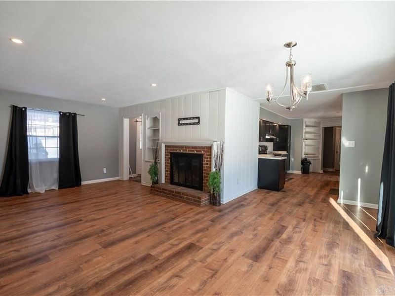 600 Laurelann Drive, Dayton, OH 45429 Photo 5