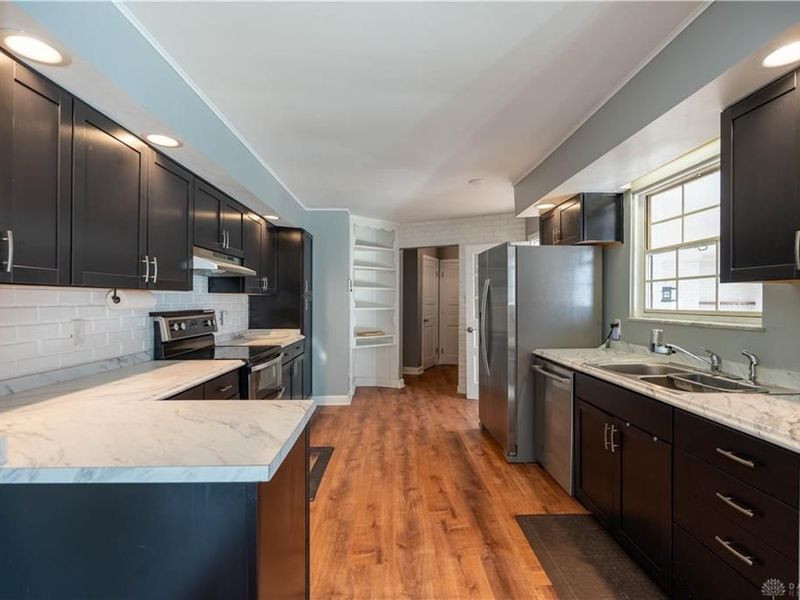 600 Laurelann Drive, Dayton, OH 45429 Photo 6