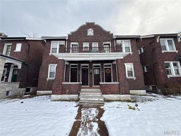 3704 Bates Street, St Louis, MO 63116