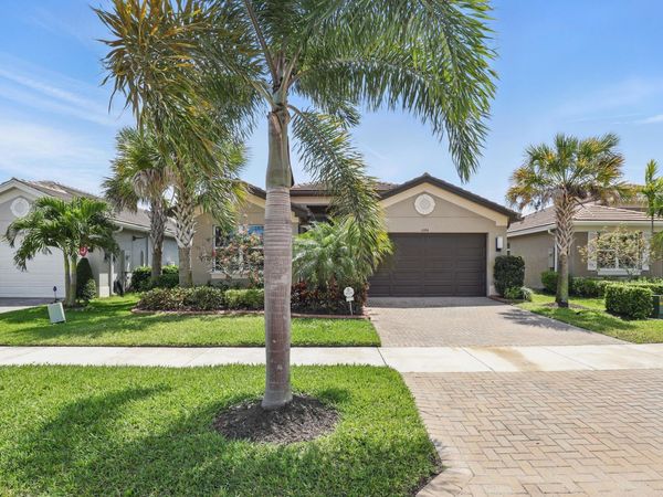 11104 SW Carriage Hill Lane, Port Saint Lucie, FL 34987