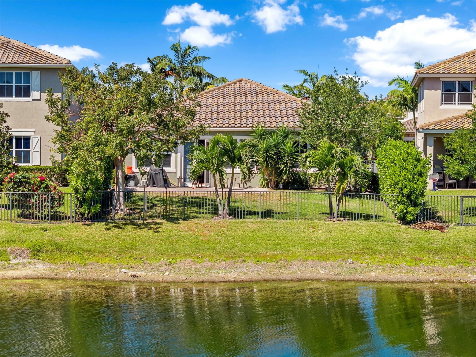 8550 Lakeside Bend, Parkland, FL 33076 Photo
