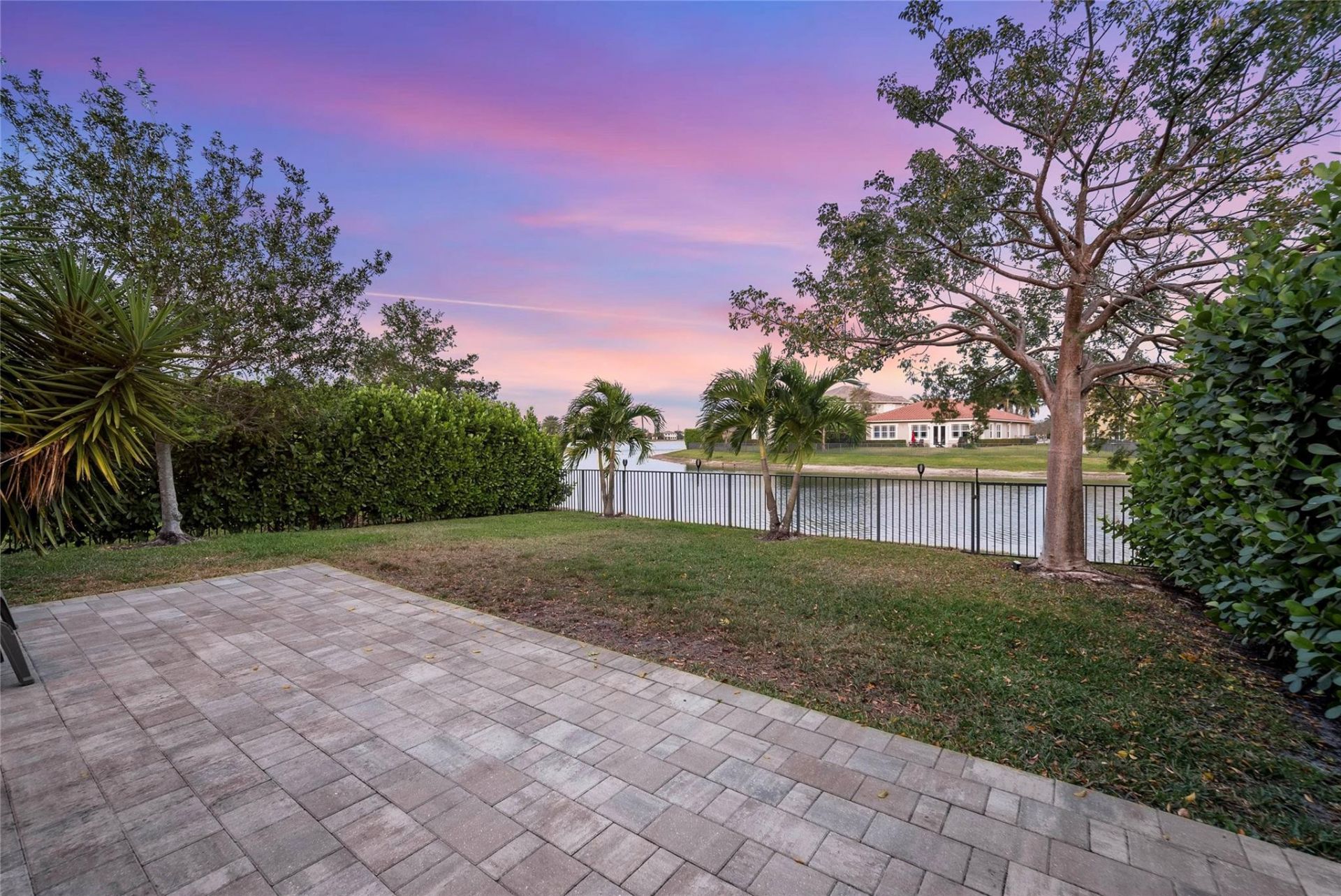 8550 Lakeside Bend, Parkland, FL 33076 Photo