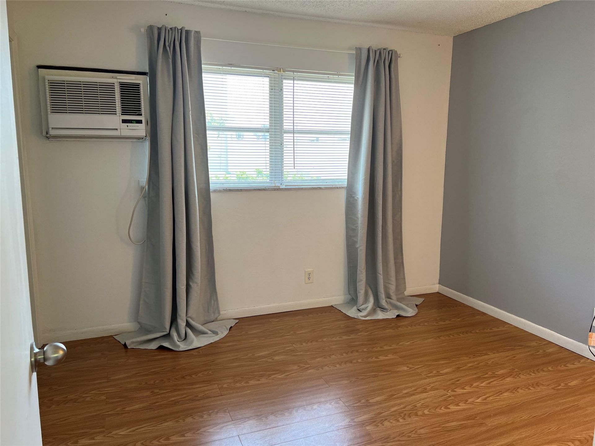 5168 NE 6th Avenue, Unit 429, Fort Lauderdale, FL 33334 Photo