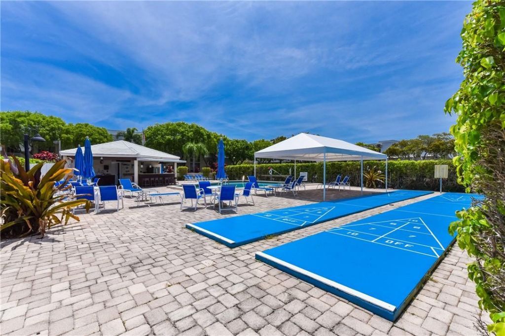 775 Jeffery Street, Unit 303, Boca Raton, FL 33487 Photo