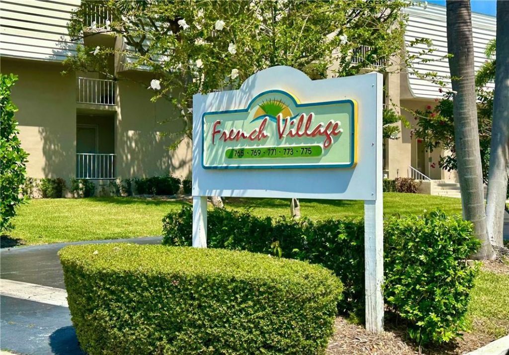 775 Jeffery Street, Unit 303, Boca Raton, FL 33487 Photo