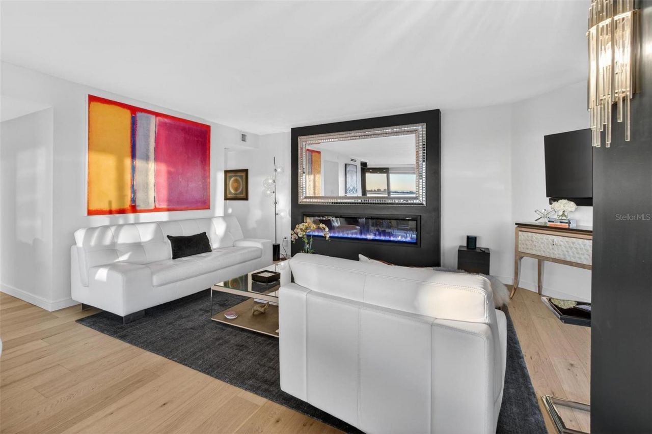 5950 Pelican Bay Plaza S, Unit 2A, Saint Petersburg, FL 33707 Photo