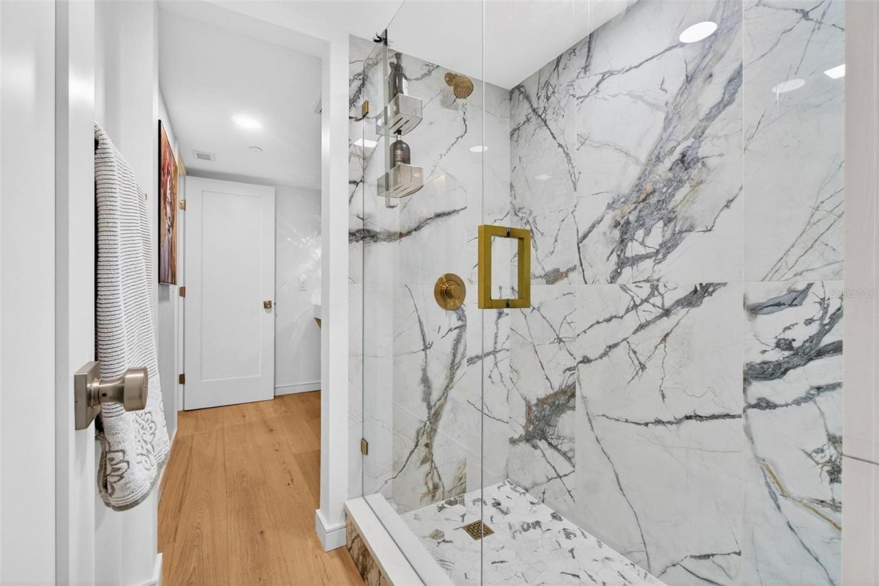 5950 Pelican Bay Plaza S, Unit 2A, Saint Petersburg, FL 33707 Photo