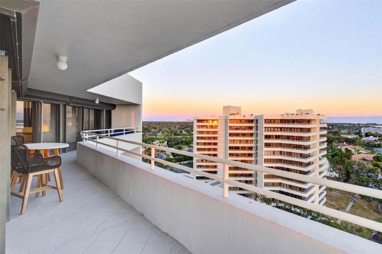 5950 Pelican Bay Plaza S, Unit 2A, Saint Petersburg, FL 33707 Photo