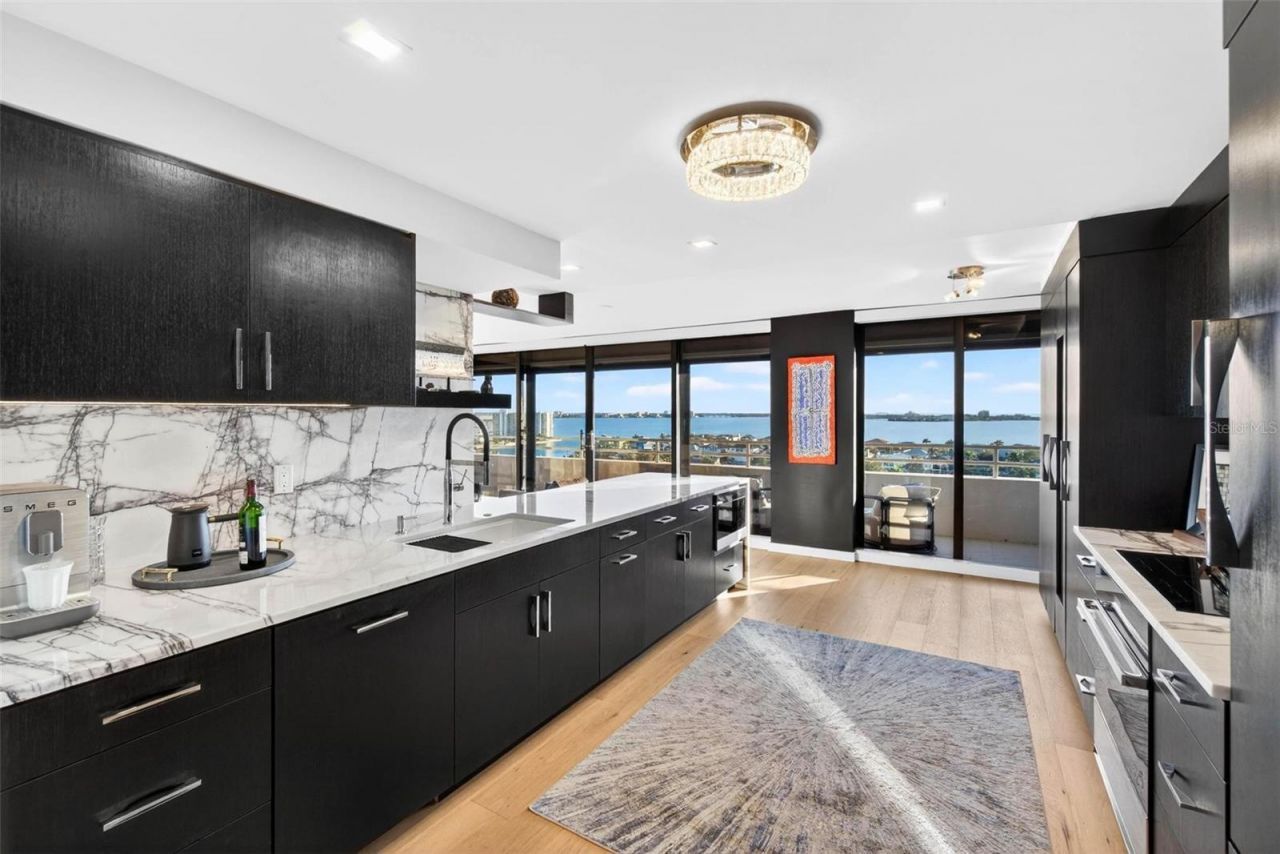 5950 Pelican Bay Plaza S, Unit 2A, Saint Petersburg, FL 33707 Photo