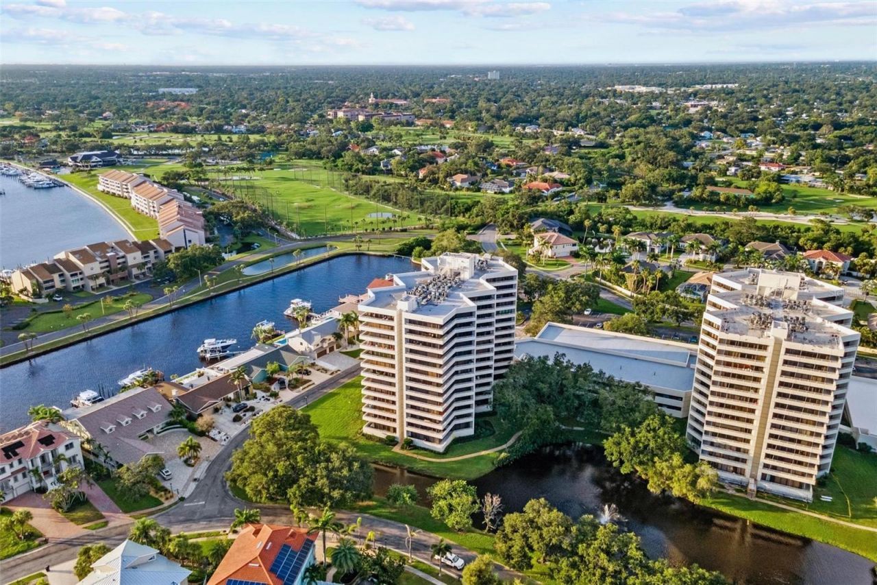 5950 Pelican Bay Plaza S, Unit 2A, Saint Petersburg, FL 33707 Photo