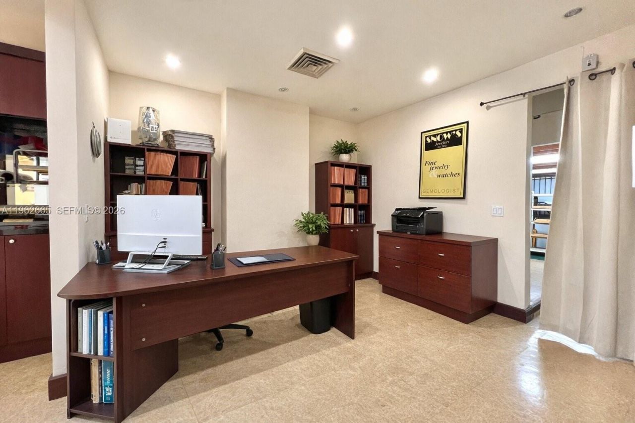 270 Coral Way , Unit 270, Coral Gables, FL 33134 Photo