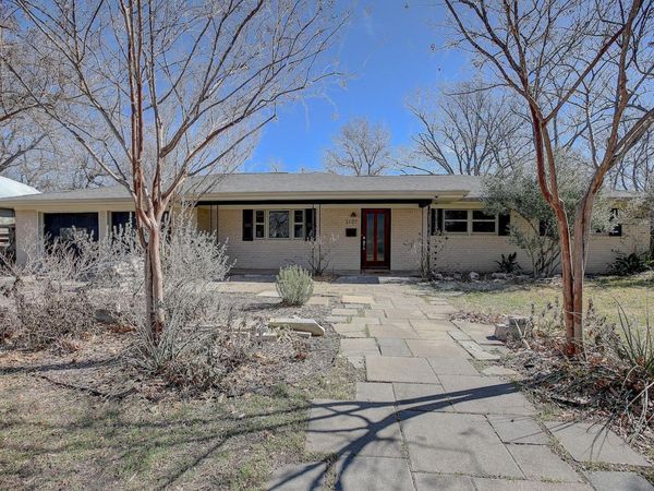 1607 S Elm ST, Georgetown, TX 78626