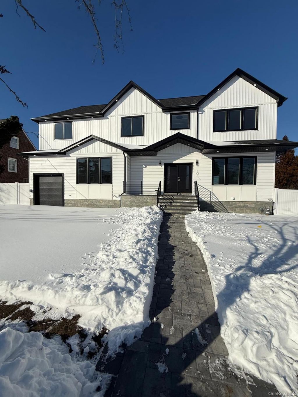 1000 Clark Place , Woodmere, NY 11598 Main Photo