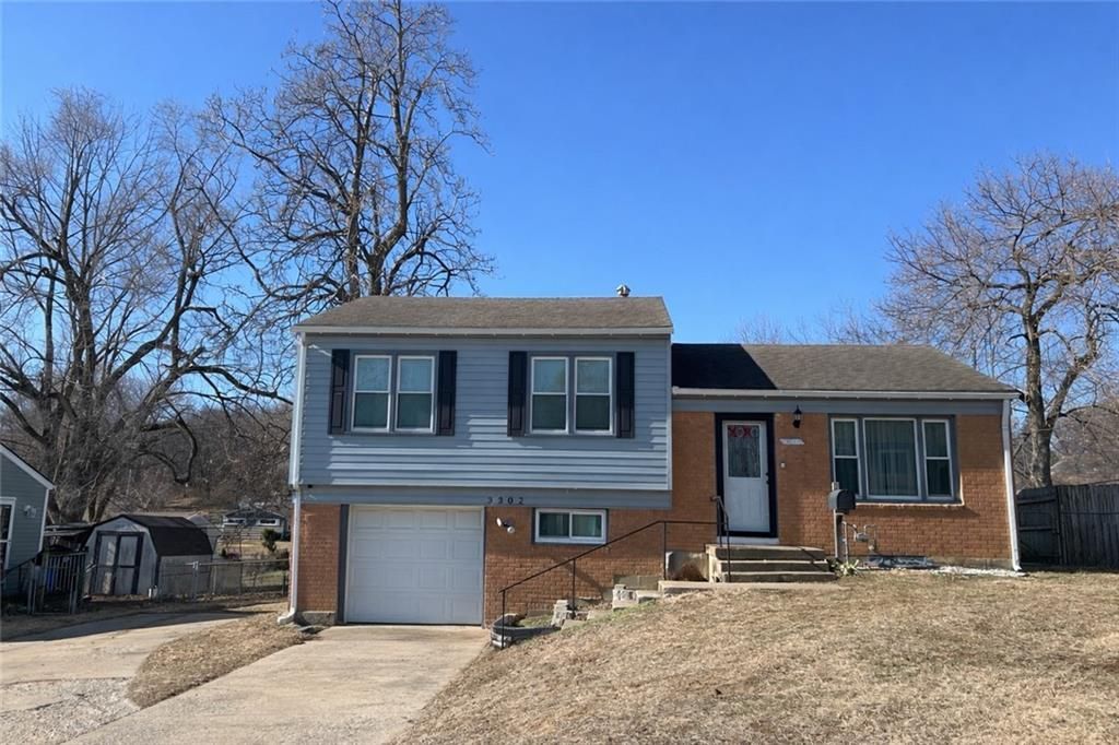 3302 N Delaware Street, Independence, MO 64050 Main Photo