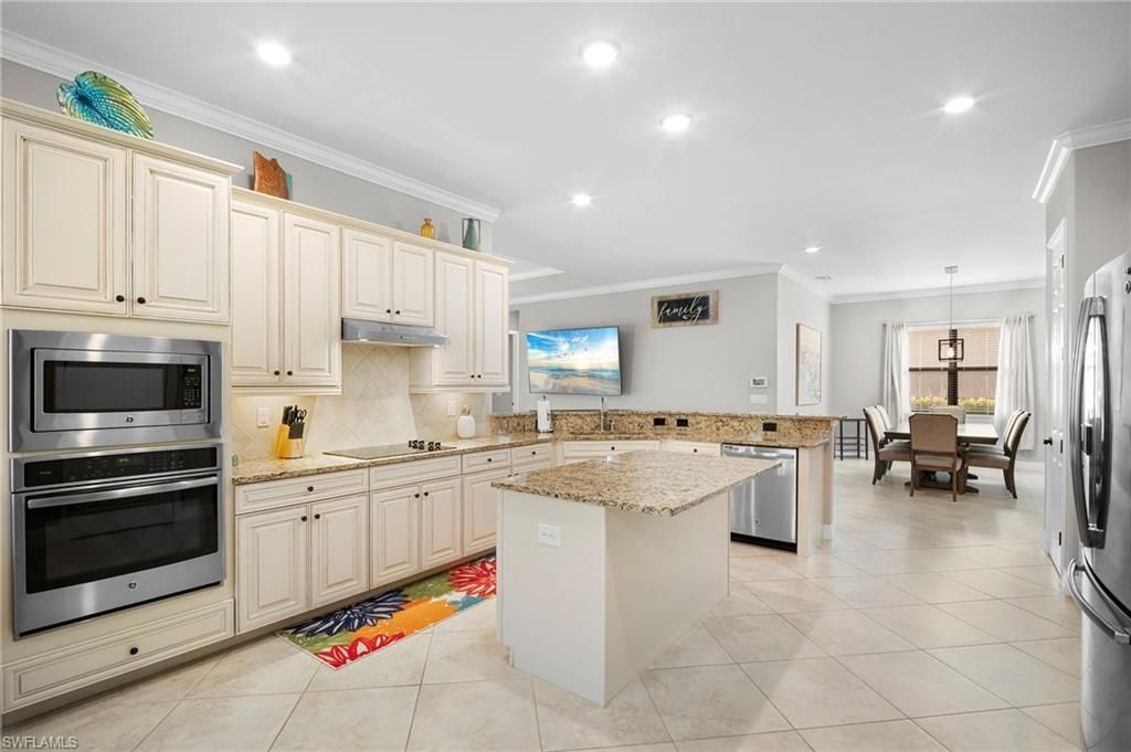 28119 Kerry Ct , Bonita Springs, FL 34135 Photo