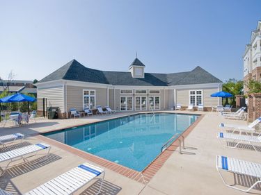 949 GLENWOOD STATION LN, Unit 202, Charlottesville, VA 22901