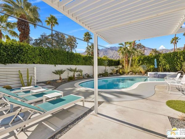 805 E Garden Road, Palm Springs, CA 92262