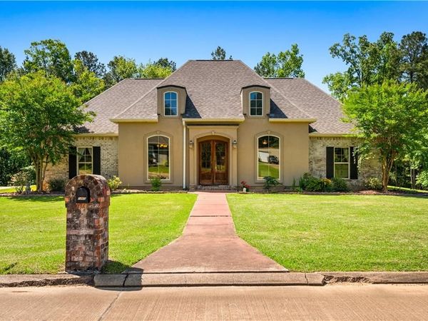 1460 LAKE Drive, Woodworth, LA 71485