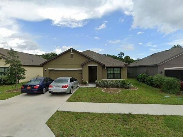 5604 Amusement Ave, Fort Pierce, FL 34947