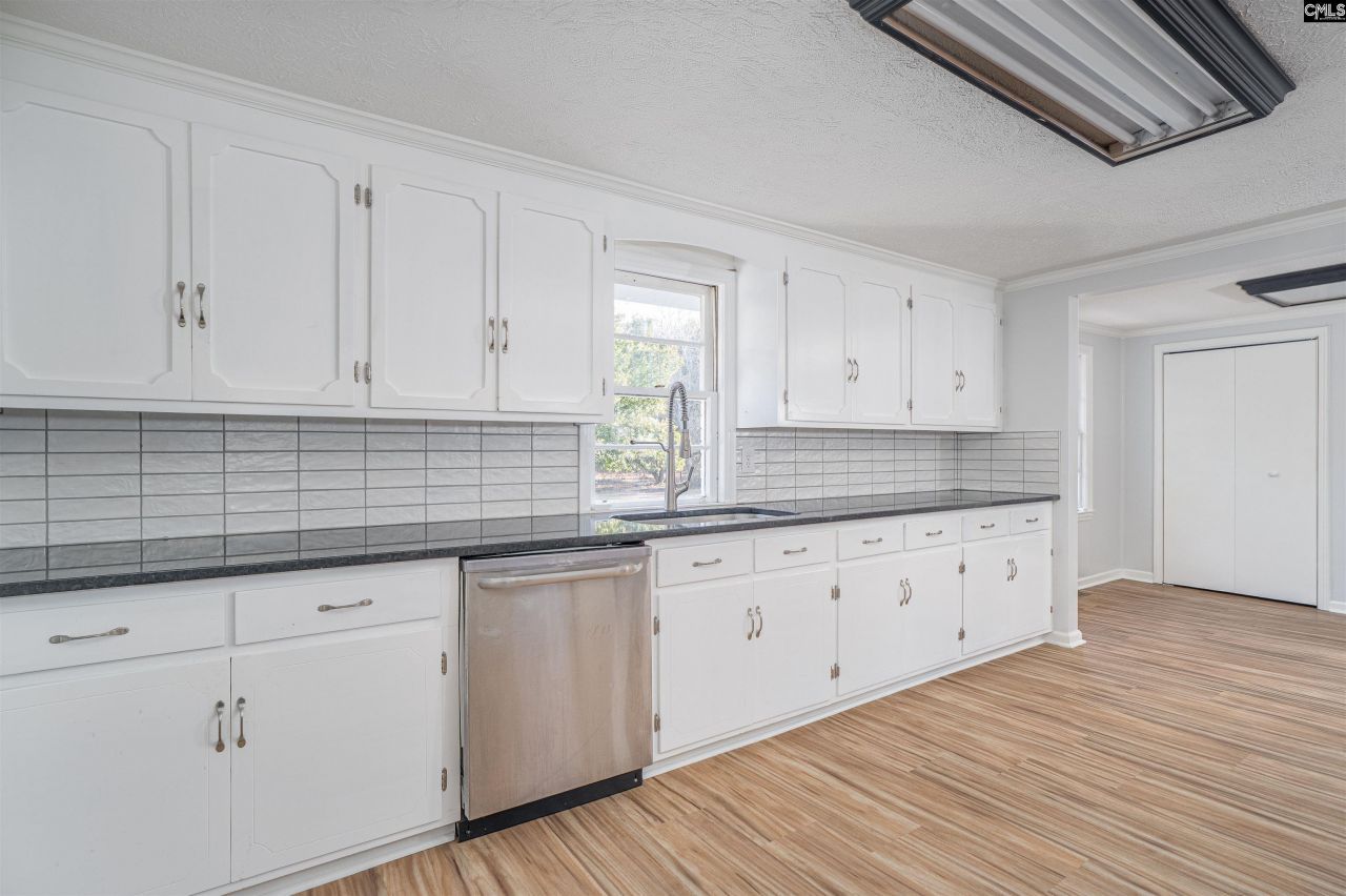 166 Woodcrest Lane  Photo 13