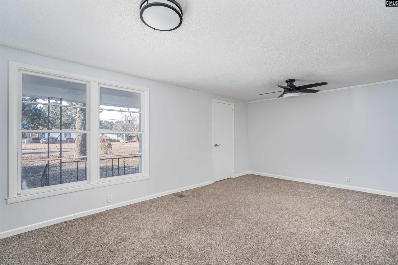 166 Woodcrest Lane  Photo 20