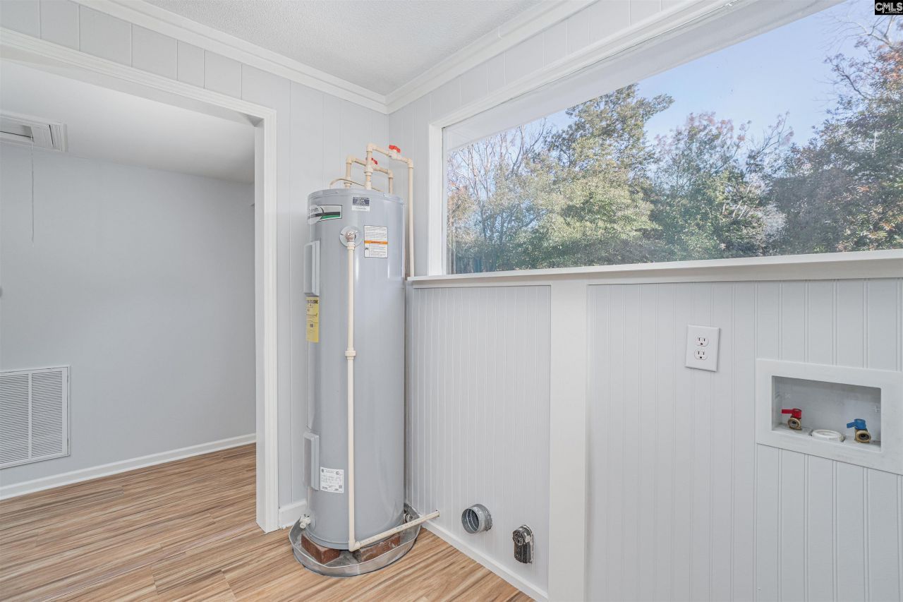 166 Woodcrest Lane  Photo 22