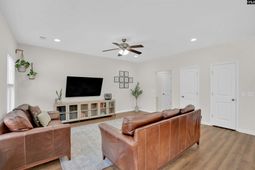 1232 Deep Creek Road photo 4