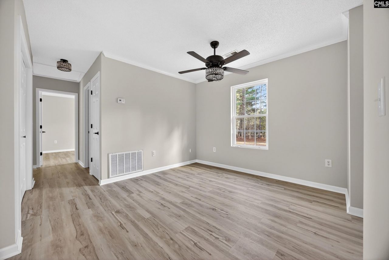 337 Majority Road Photo 12