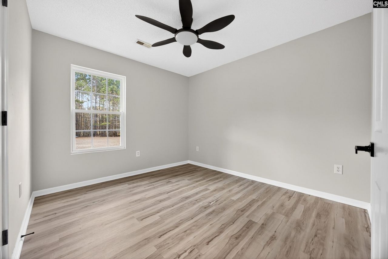 337 Majority Road Photo 22